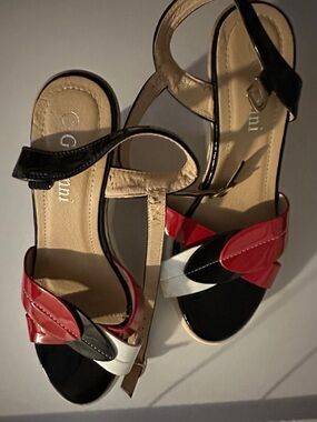 Gedanni Strappy Colorblock Women's Sandals - Black/Red/White size 37